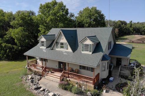 How Many Years Will Your New Metal Roof Last?